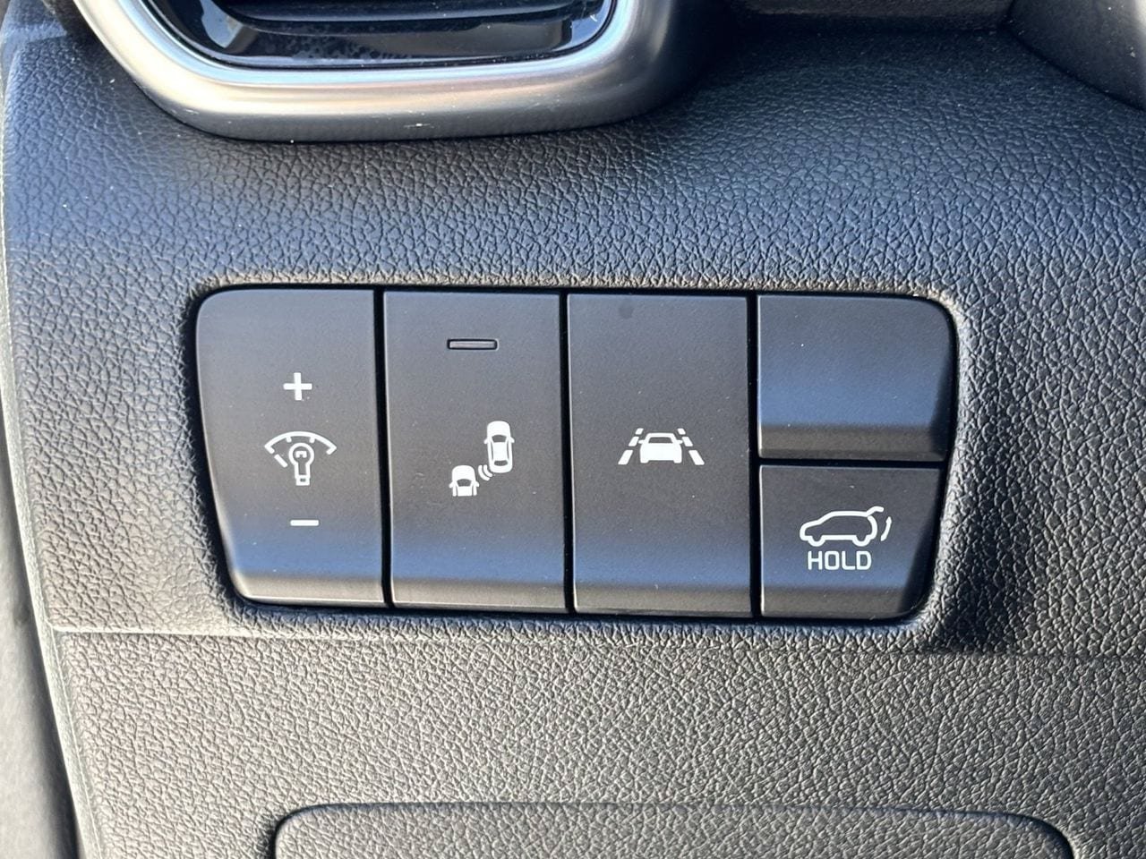 Used 2021 Kia Sportage EX w/ EX Technology Package FWD image 32