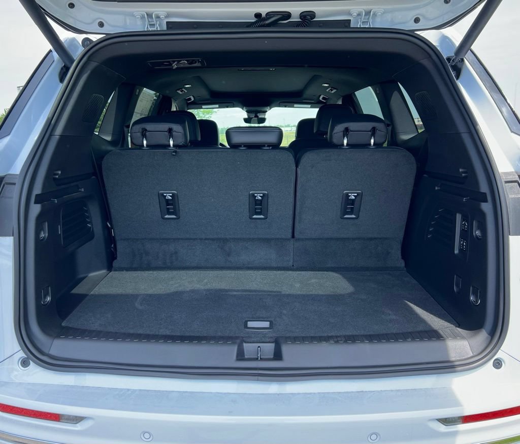 New 2026 Buick Enclave Avenir w/ Super Cruise Package FWD image 26