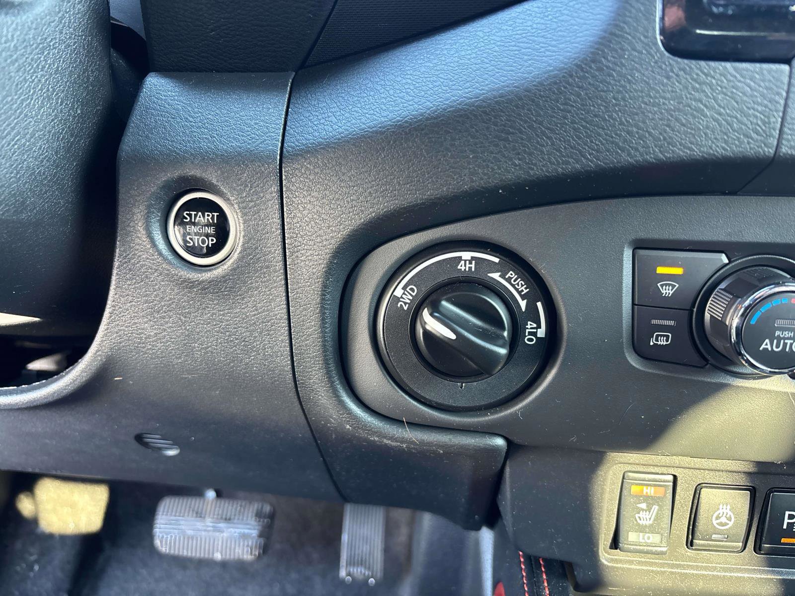 Used 2023 Nissan Frontier PRO-4X w/ Pro Convenience Package AWD/4WD image 20