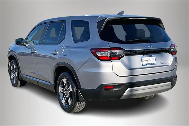 Used 2023 Honda Pilot EX-L image 4