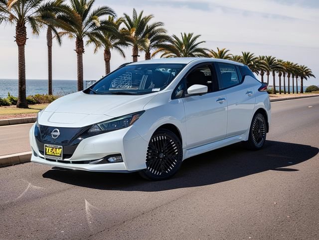 Used 2024 Nissan Leaf SV Plus FWD image 2