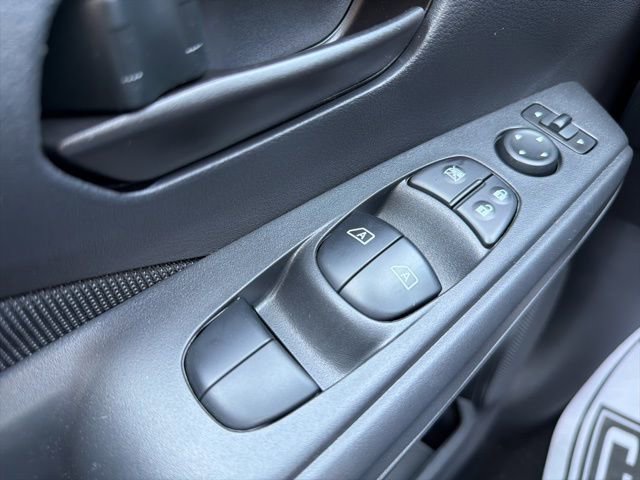 Certified 2025 Nissan Kicks Play S image 20