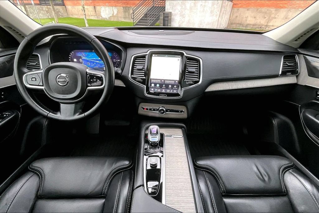 Certified 2024 Volvo XC90 T8 Ultimate w/ Protection Package Premier AWD/4WD image 19
