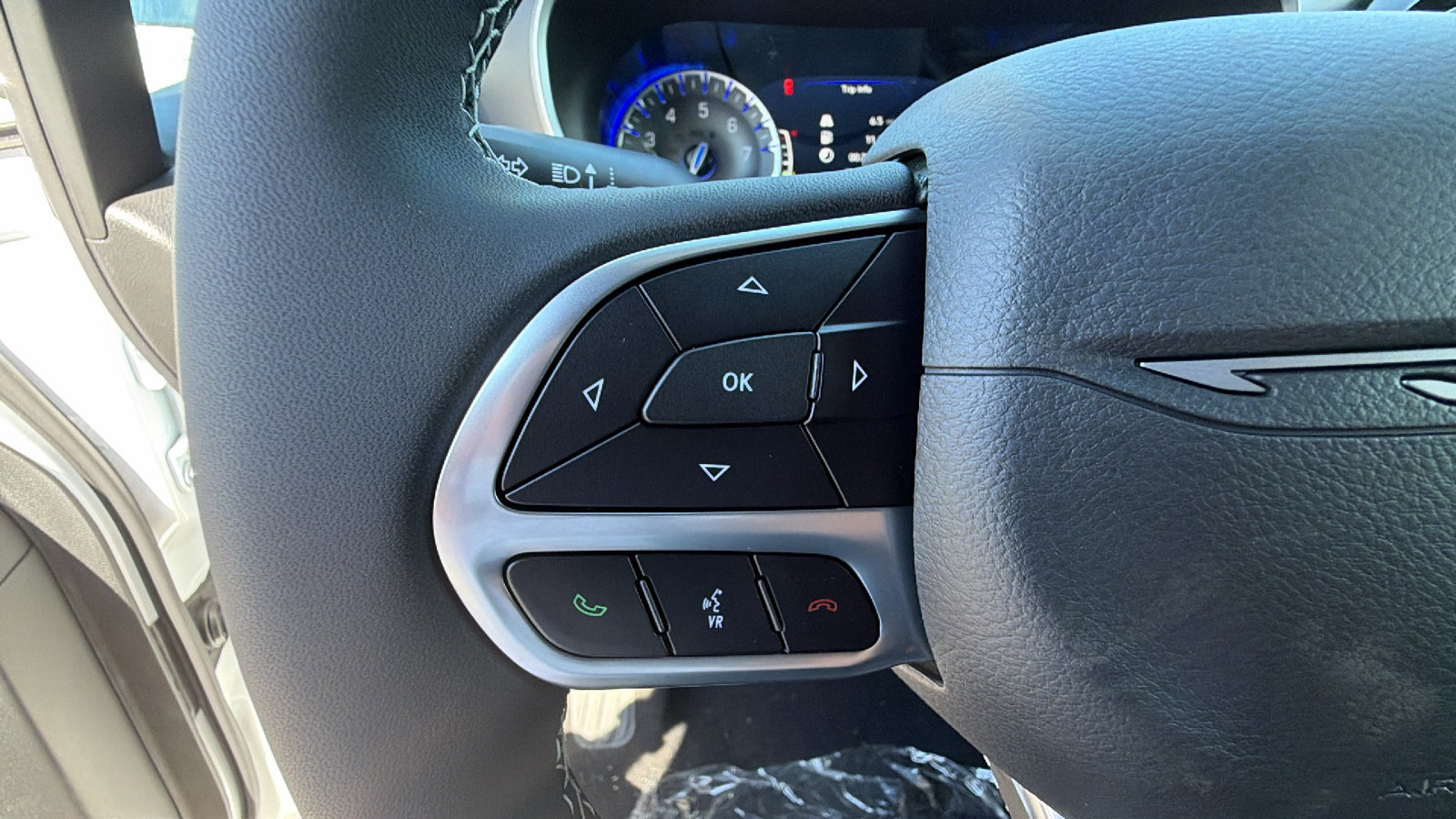 New 2027 Chrysler Pacifica LX FWD image 24