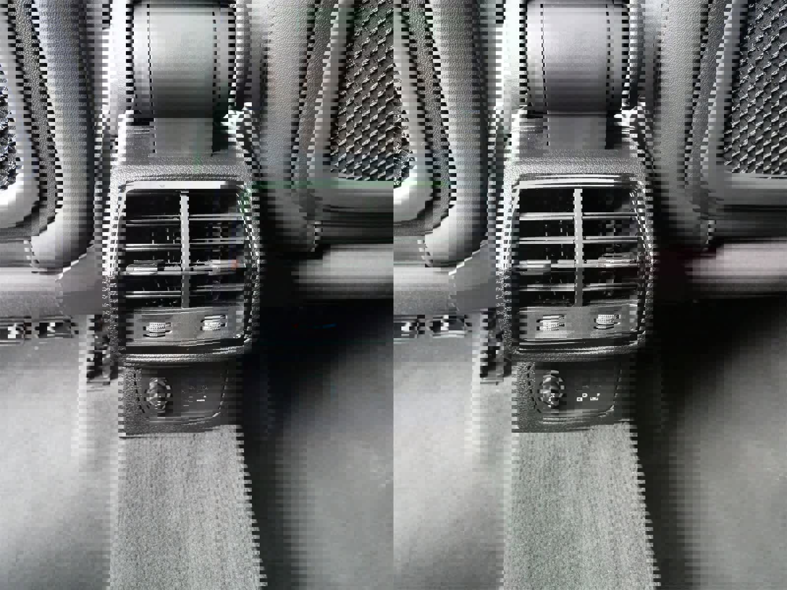 Used 2023 Audi Q3 2.0T Premium Plus w/ Premium Plus Package image 13