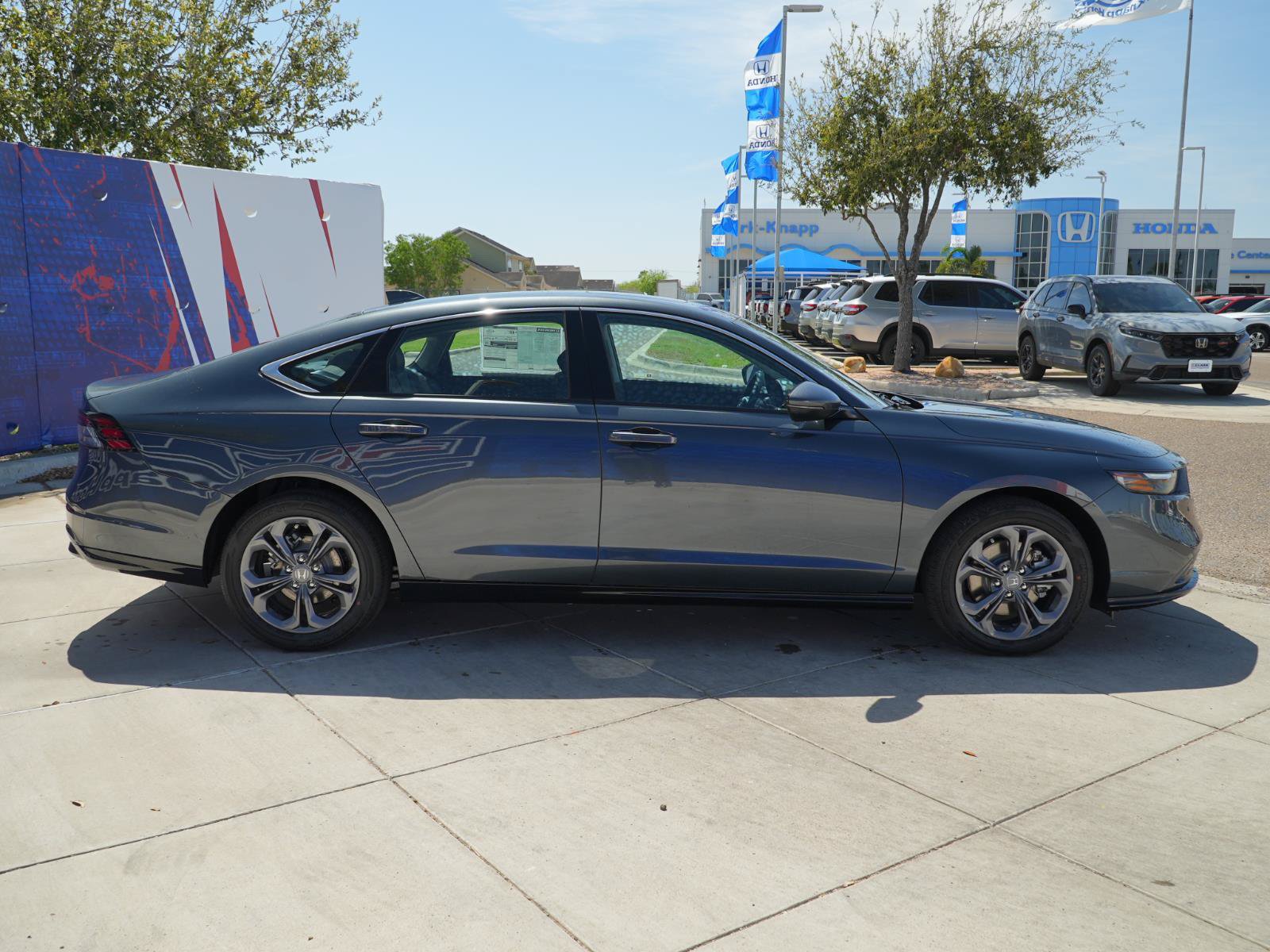 Used 2026 Honda Accord EX-L image 4
