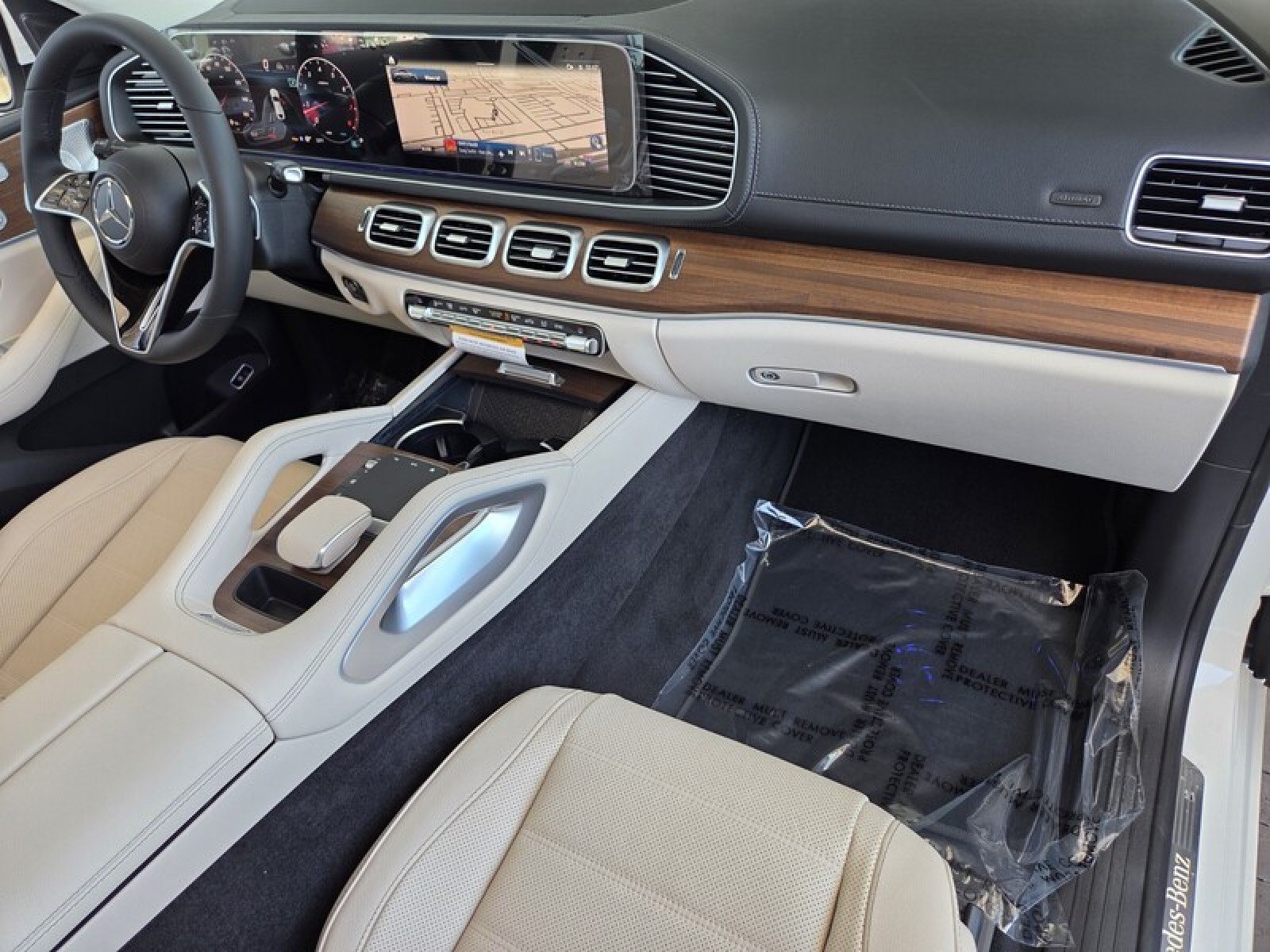 New 2026 Mercedes-Benz GLE 450 4MATIC Coupe image 17