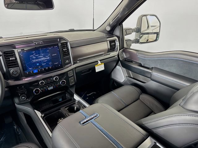 New 2026 Ford F450 Platinum w/ FX4 Off-Road Package image 25