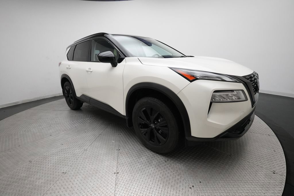 Certified 2023 Nissan Rogue SV w/ SV Premium B Package AWD/4WD image 37