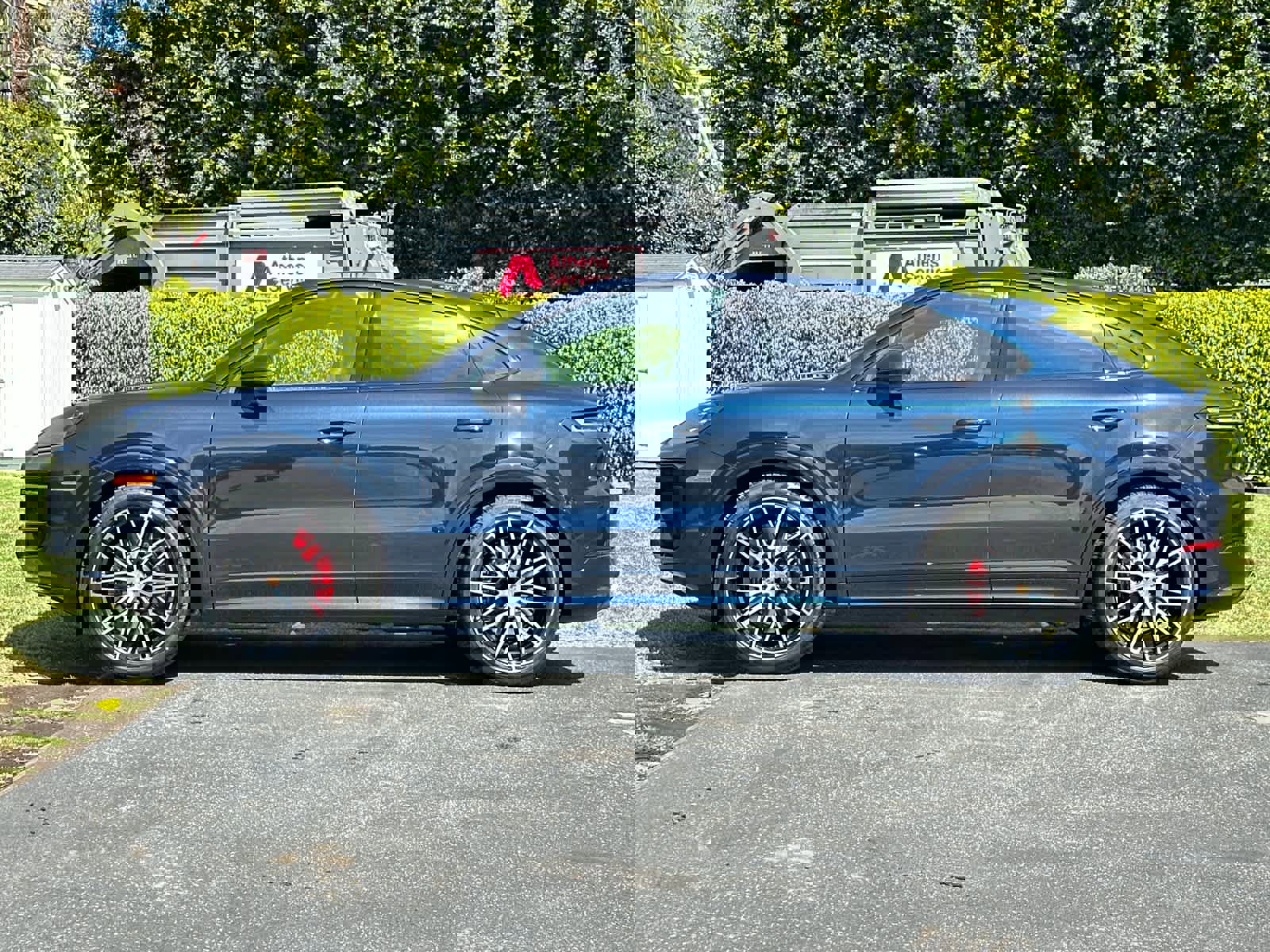 New 2026 Porsche Cayenne GTS AWD/4WD image 2