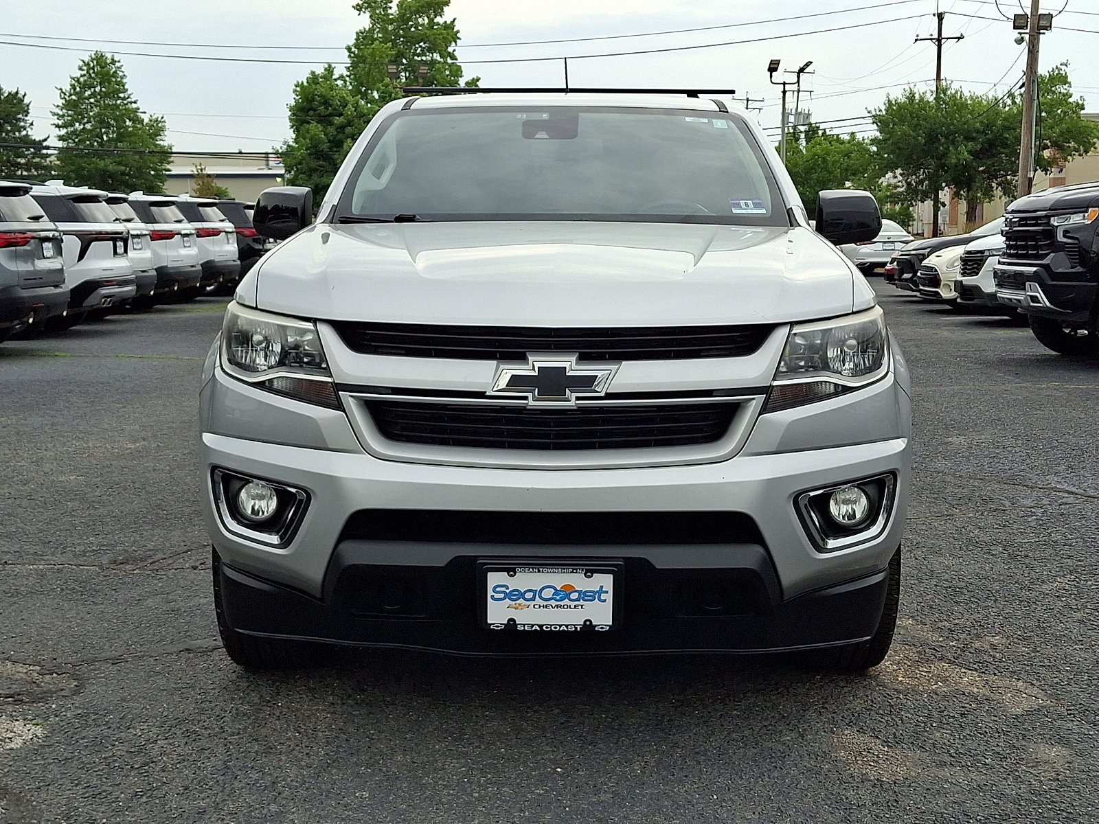 Used 2017 Chevrolet Colorado LT AWD/4WD image 2