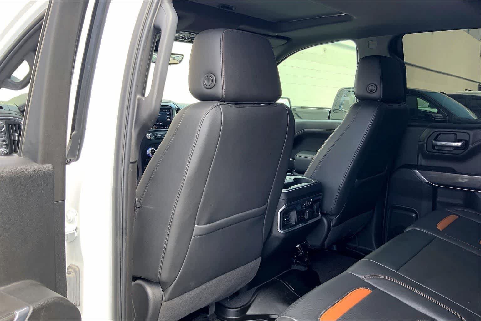 Used 2021 GMC Sierra 1500 AT4 w/ AT4 Value Package AWD/4WD image 12