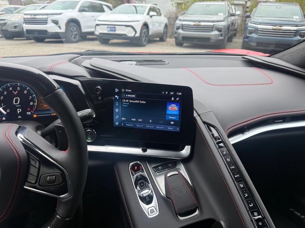 Used 2025 Chevrolet Corvette Z06 RWD image 61