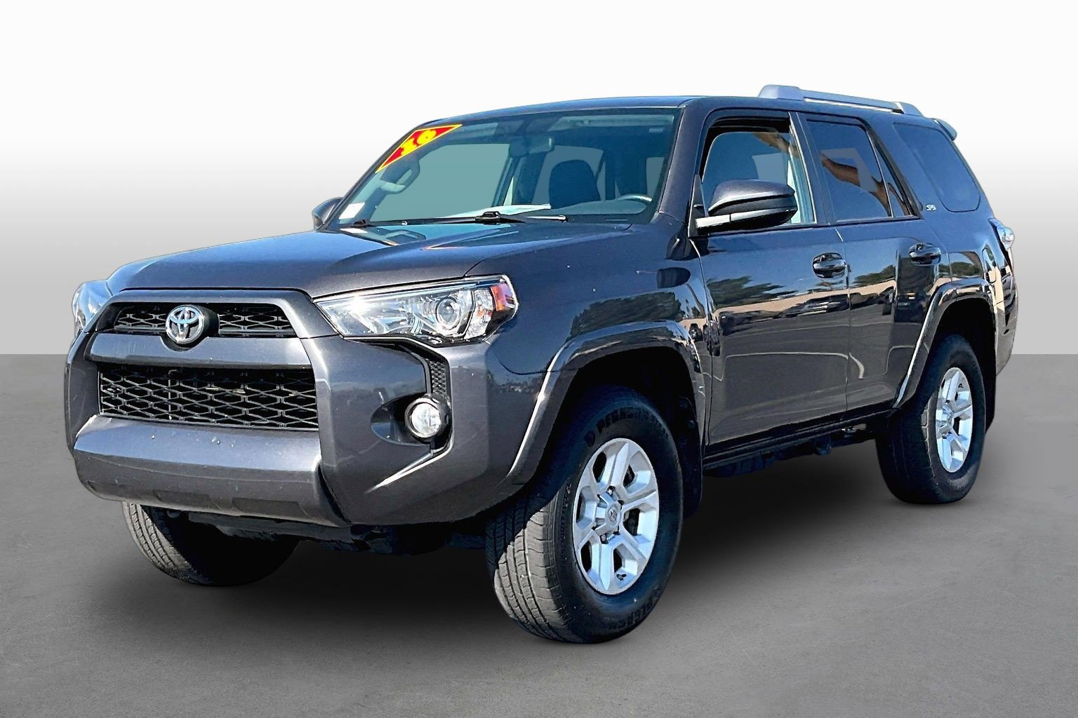 Used 2016 Toyota 4Runner SR5 AWD/4WD image 1
