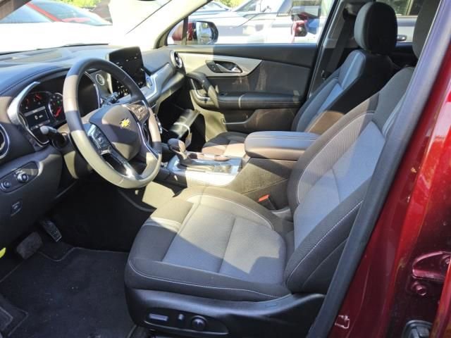 Used 2026 Chevrolet Blazer LT FWD image 6