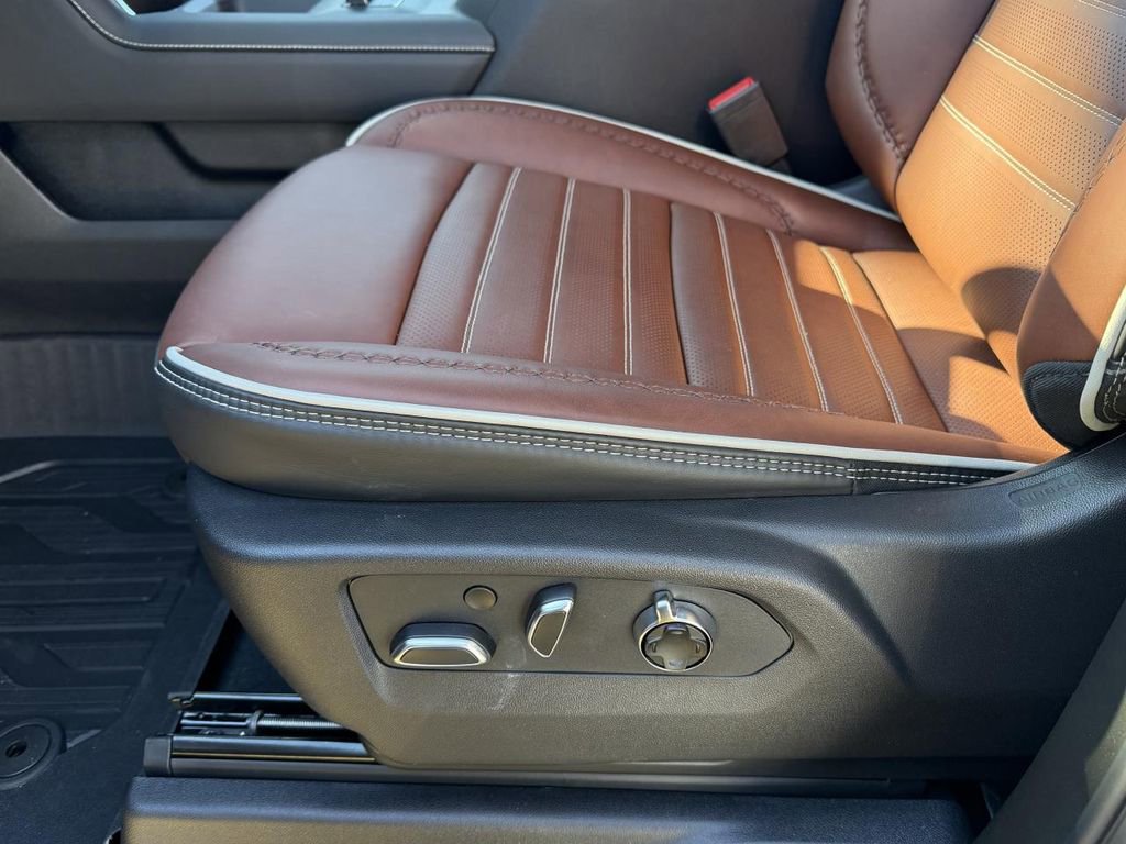 New 2026 GMC Sierra 3500 Denali Ultimate image 11