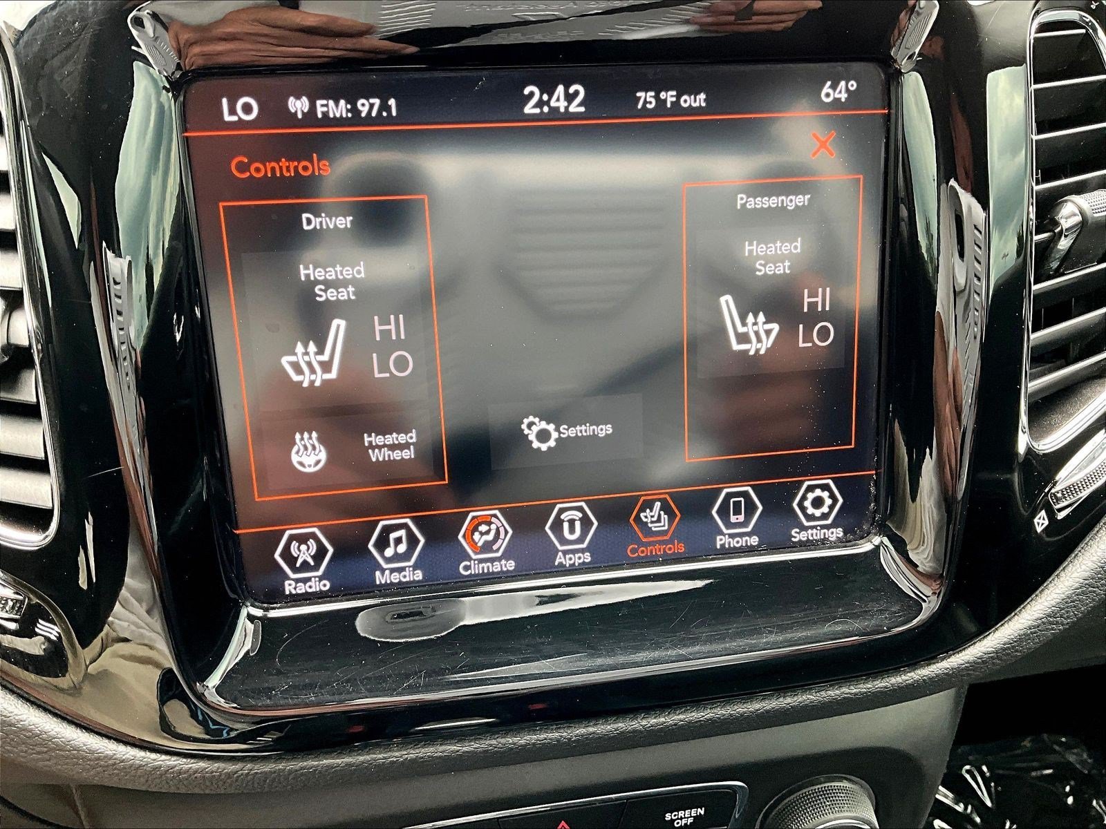 Used 2019 Jeep Compass Limited AWD/4WD image 38