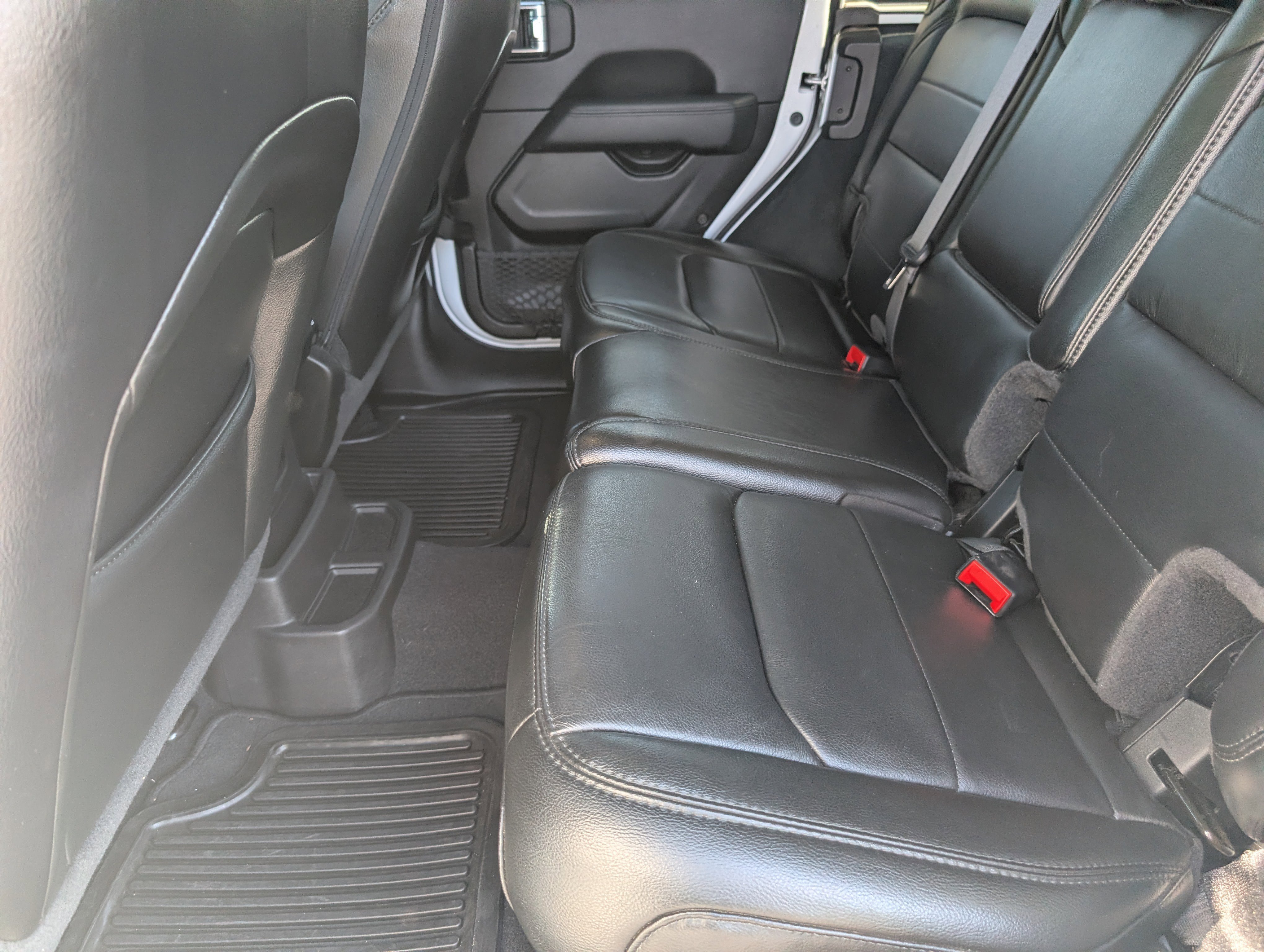 Used 2022 Jeep Wrangler Unlimited Sahara image 7