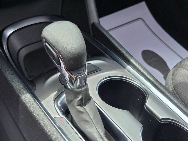 Used 2023 Chevrolet Malibu LT FWD image 34