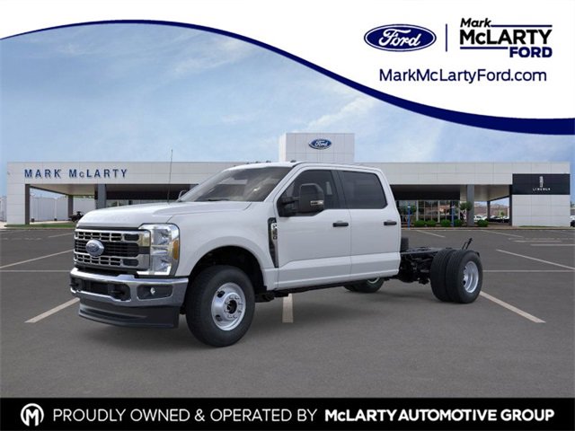 New 2026 Ford F350 XL w/ XL Chrome Package image 1