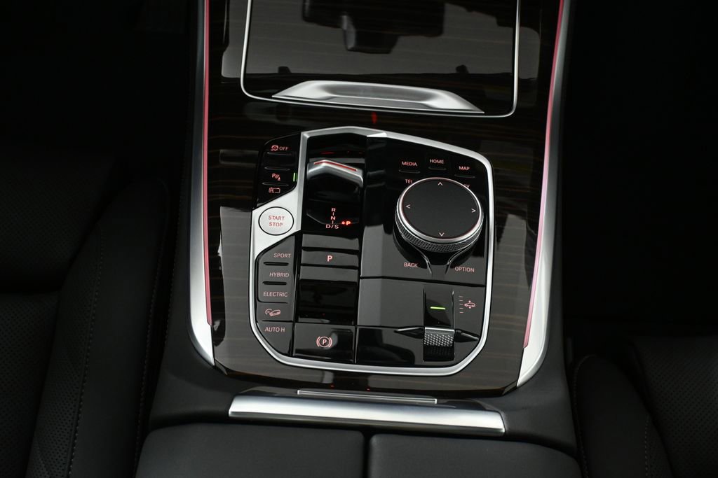 New 2026 BMW X5 xDrive50e AWD/4WD image 25
