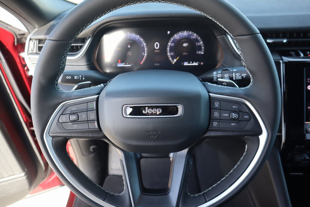 New 2025 Jeep Grand Cherokee L Altitude image 3