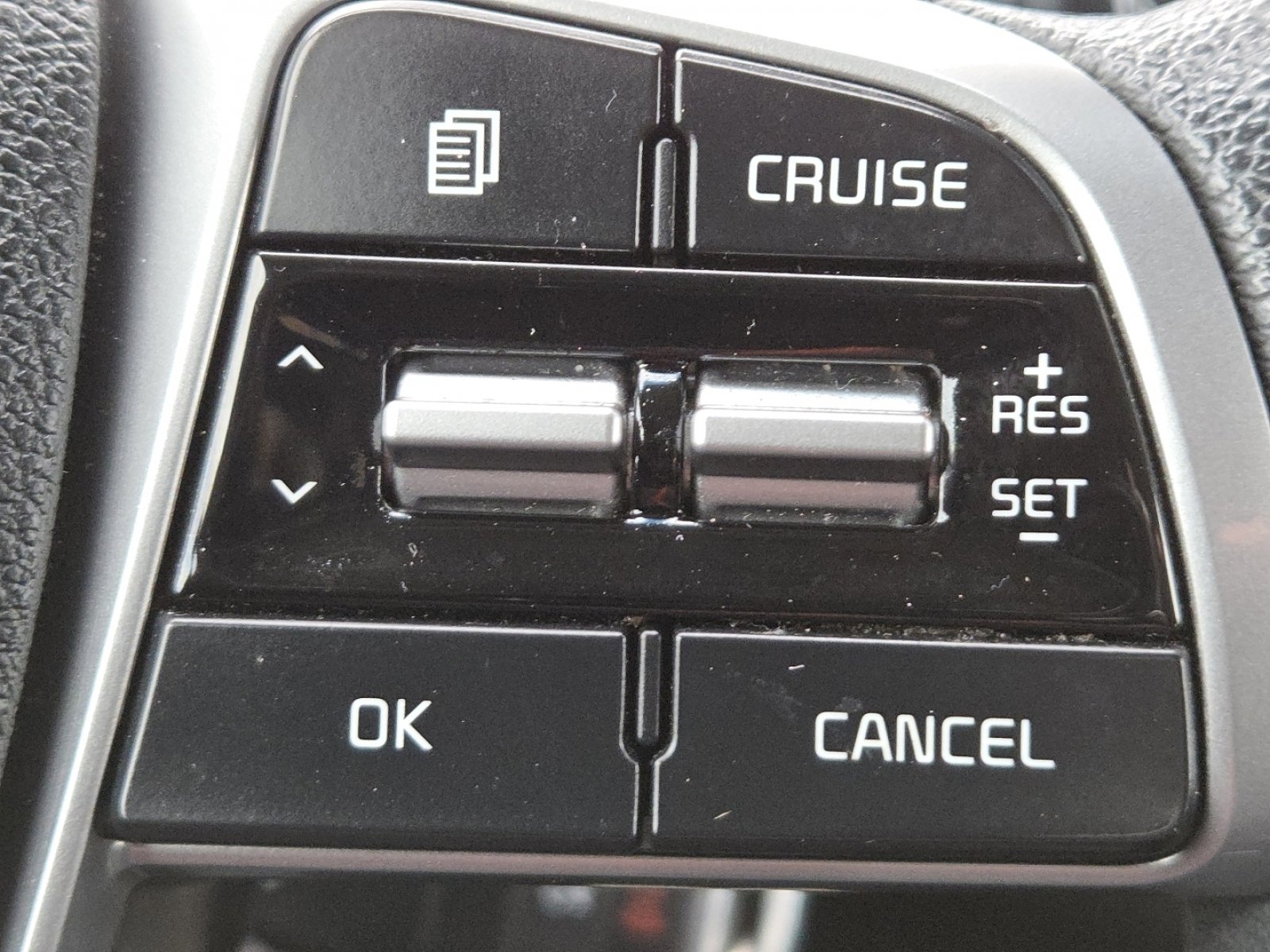 Used 2019 Kia Sorento L image 6