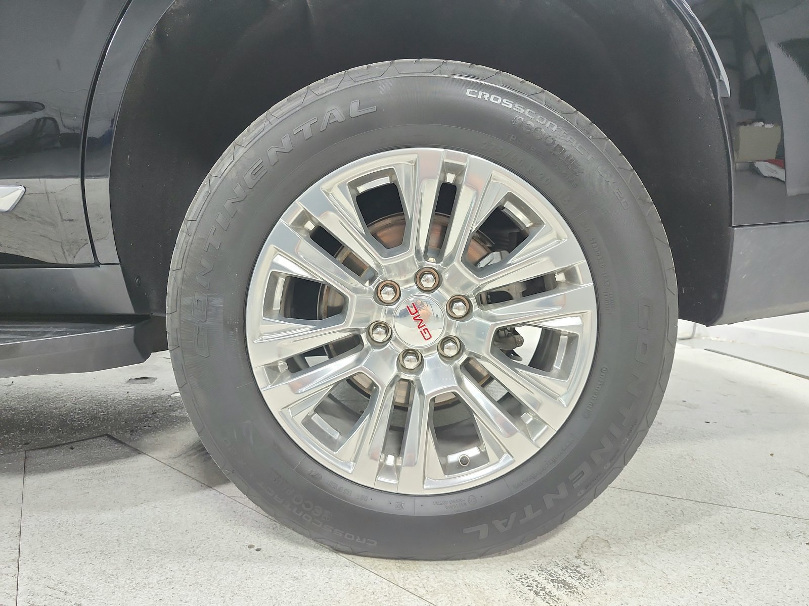 Used 2025 GMC Yukon Denali RWD image 20