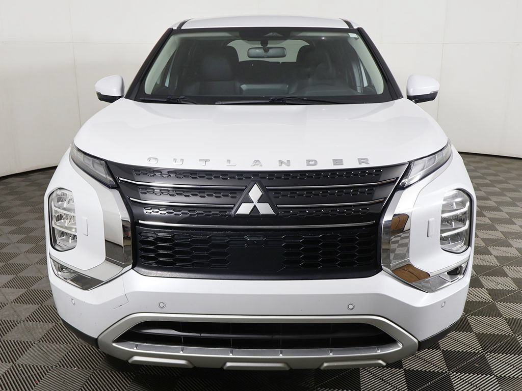 Used 2024 Mitsubishi Outlander SE AWD/4WD image 12