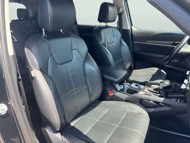 Used 2021 Kia Telluride EX w/ EX Premium Package AWD/4WD image 14