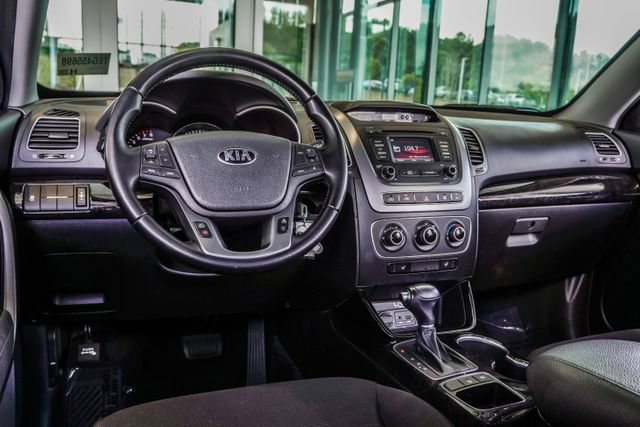 Used 2014 Kia Sorento LX FWD image 15