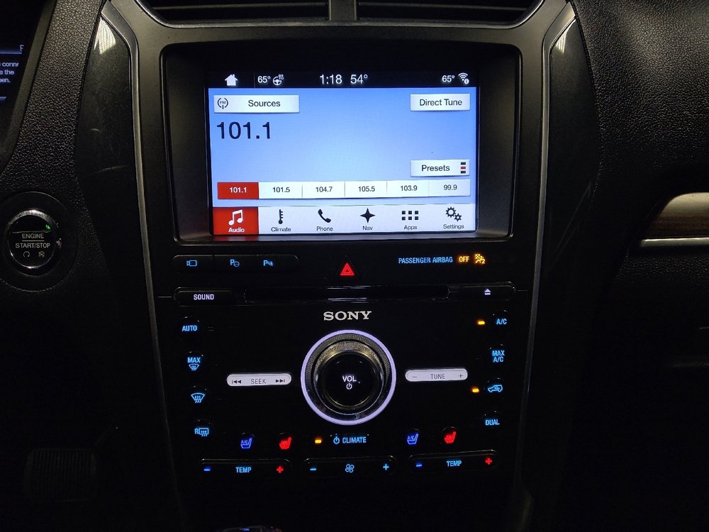 Used 2017 Ford Explorer Limited w/ Equipment Group 301A FWD image 25