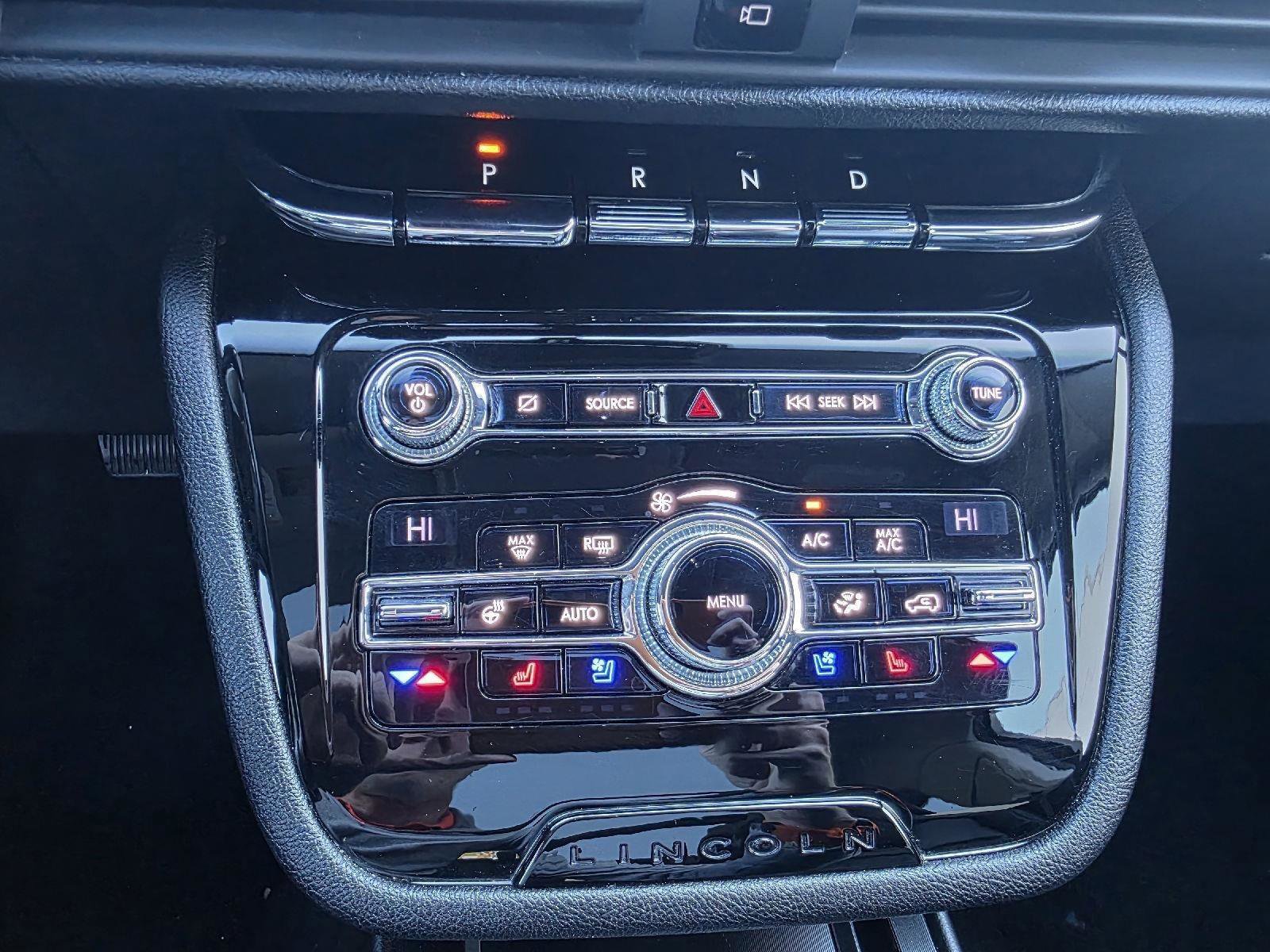 Used 2020 Lincoln Corsair AWD w/ Premium Package image 20