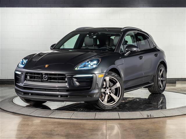 New 2025 Porsche Macan video 1
