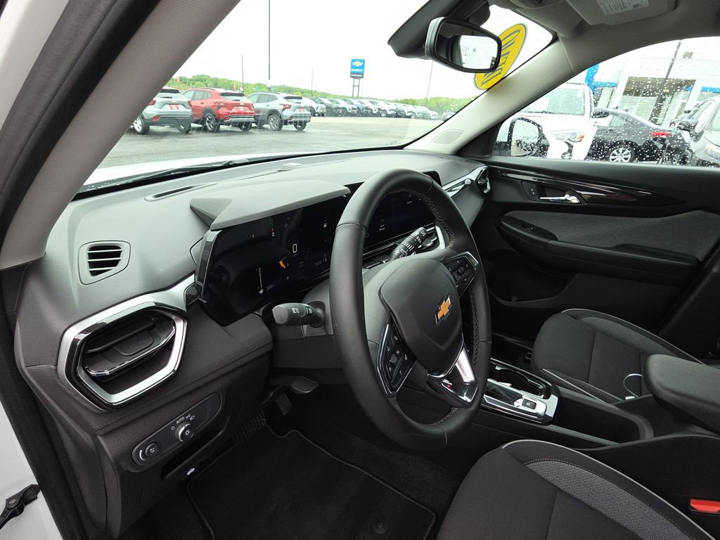 New 2026 Chevrolet TrailBlazer LT w/ Convenience Package FWD image 14
