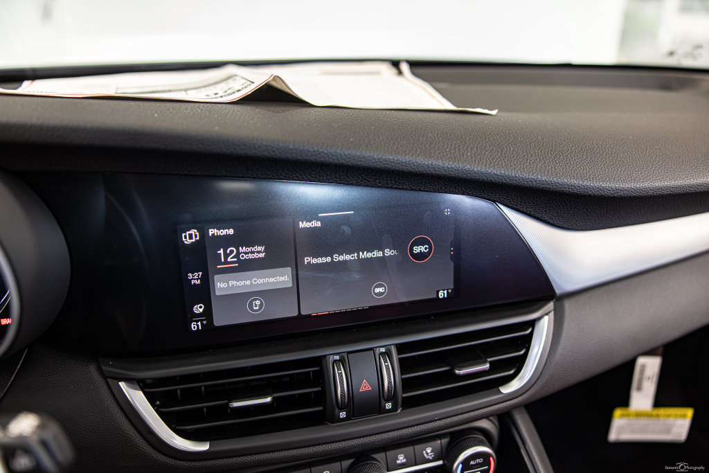 New 2026 Alfa Romeo Giulia AWD w/ Driving Assist Package image 27
