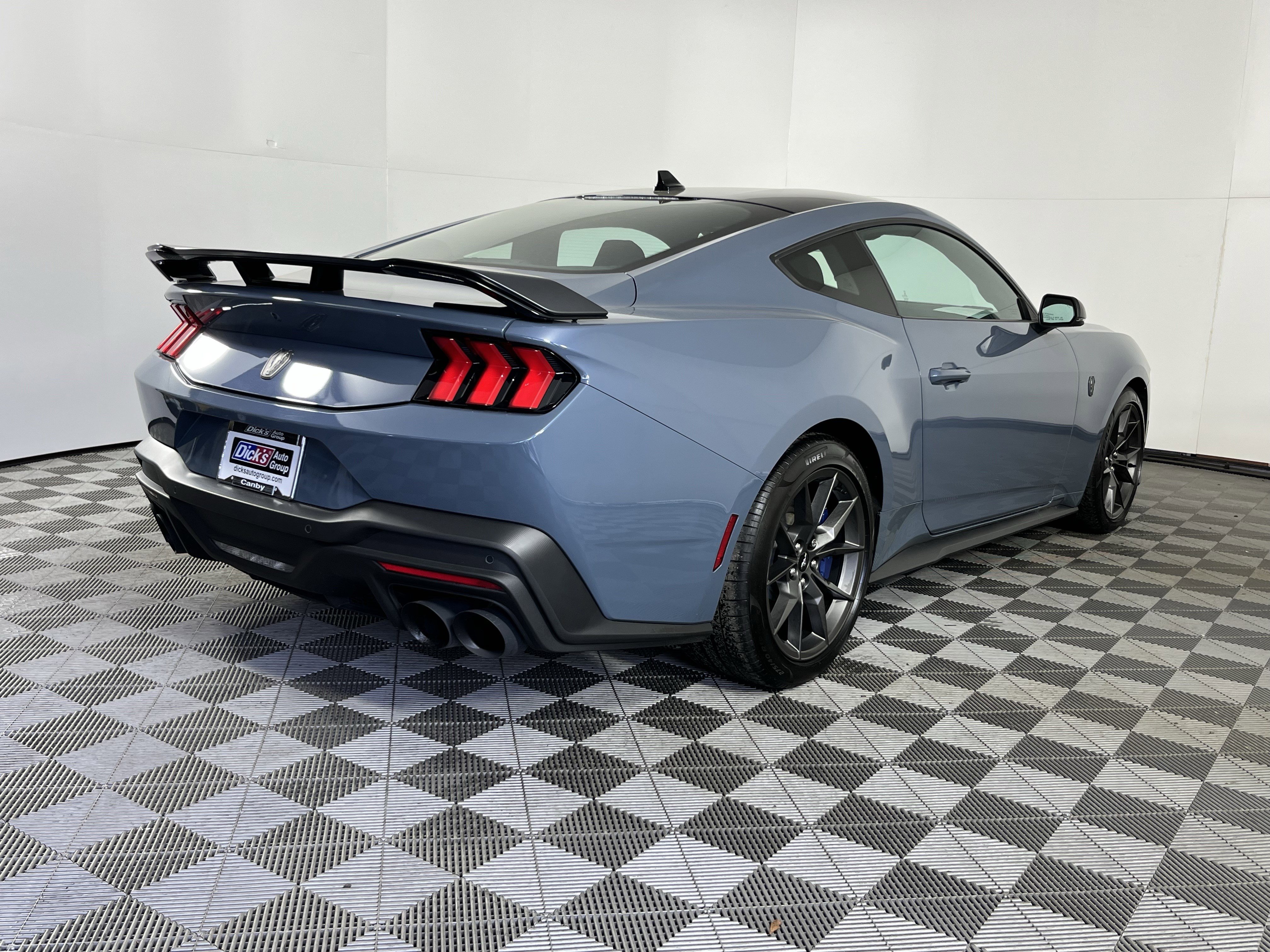 Used 2024 Ford Mustang Dark Horse image 5