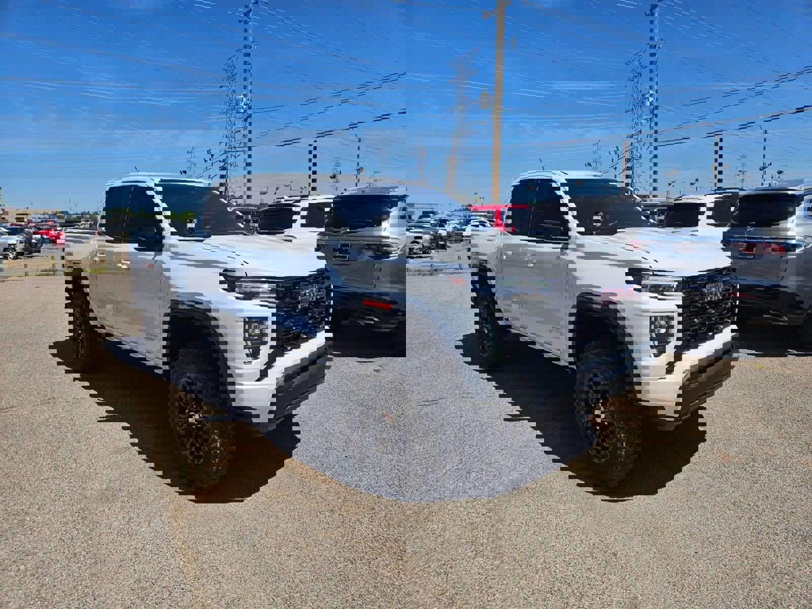 Used 2024 GMC Canyon Elevation image 8