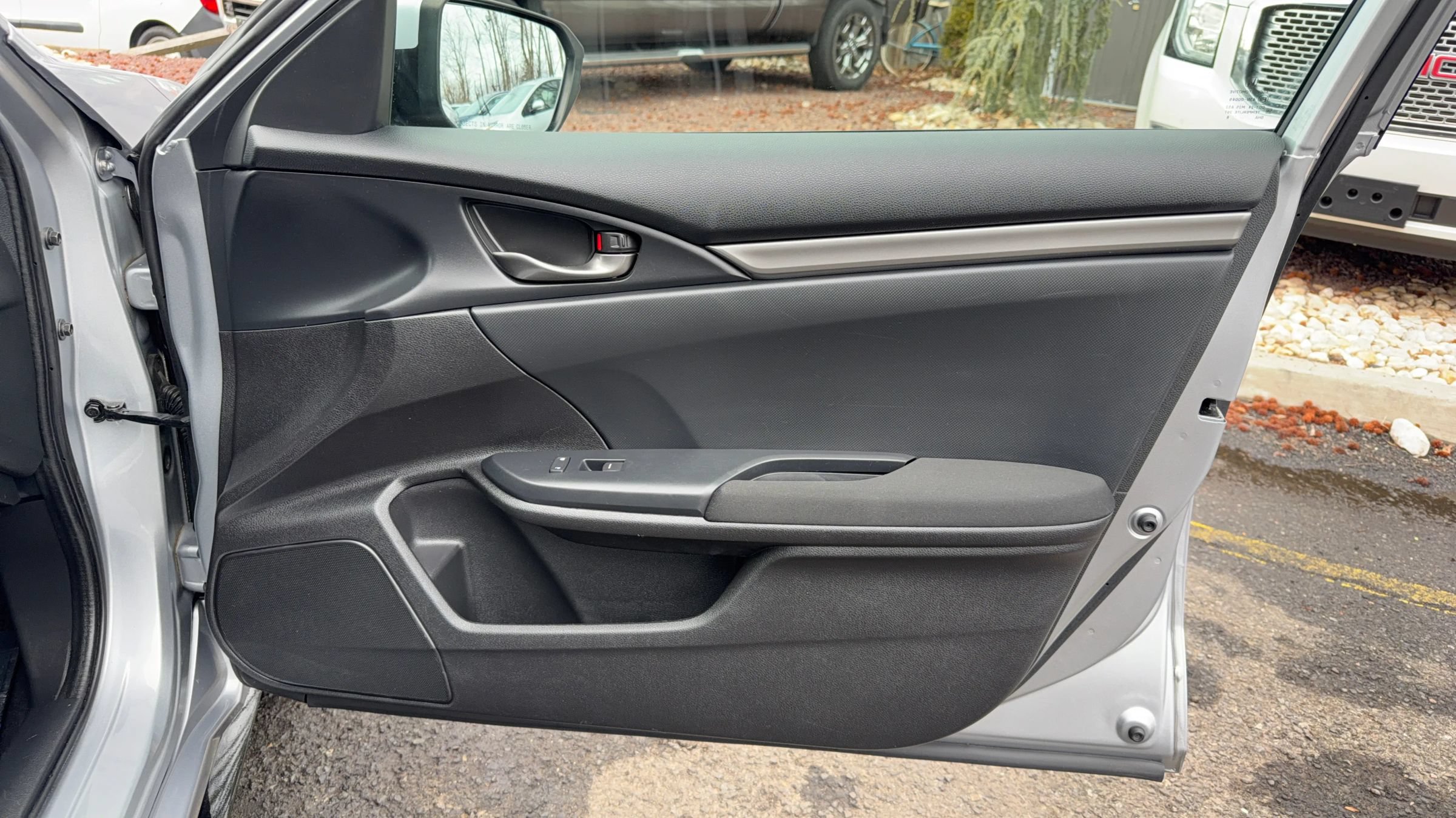 Used 2018 Honda Civic Sport image 16