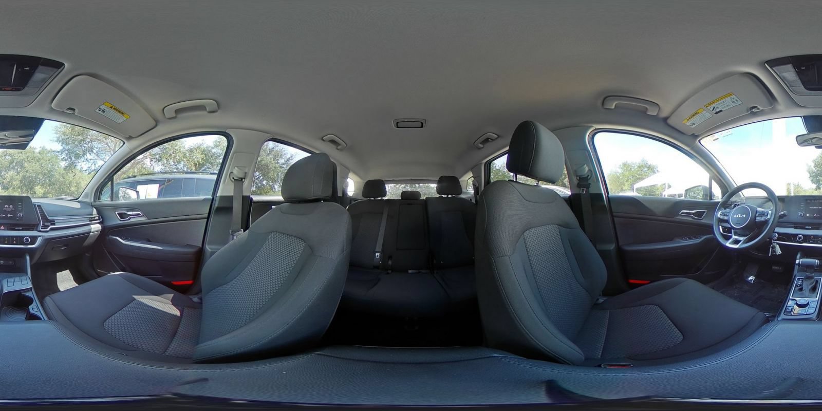 Used 2025 Kia Sportage LX FWD image 40