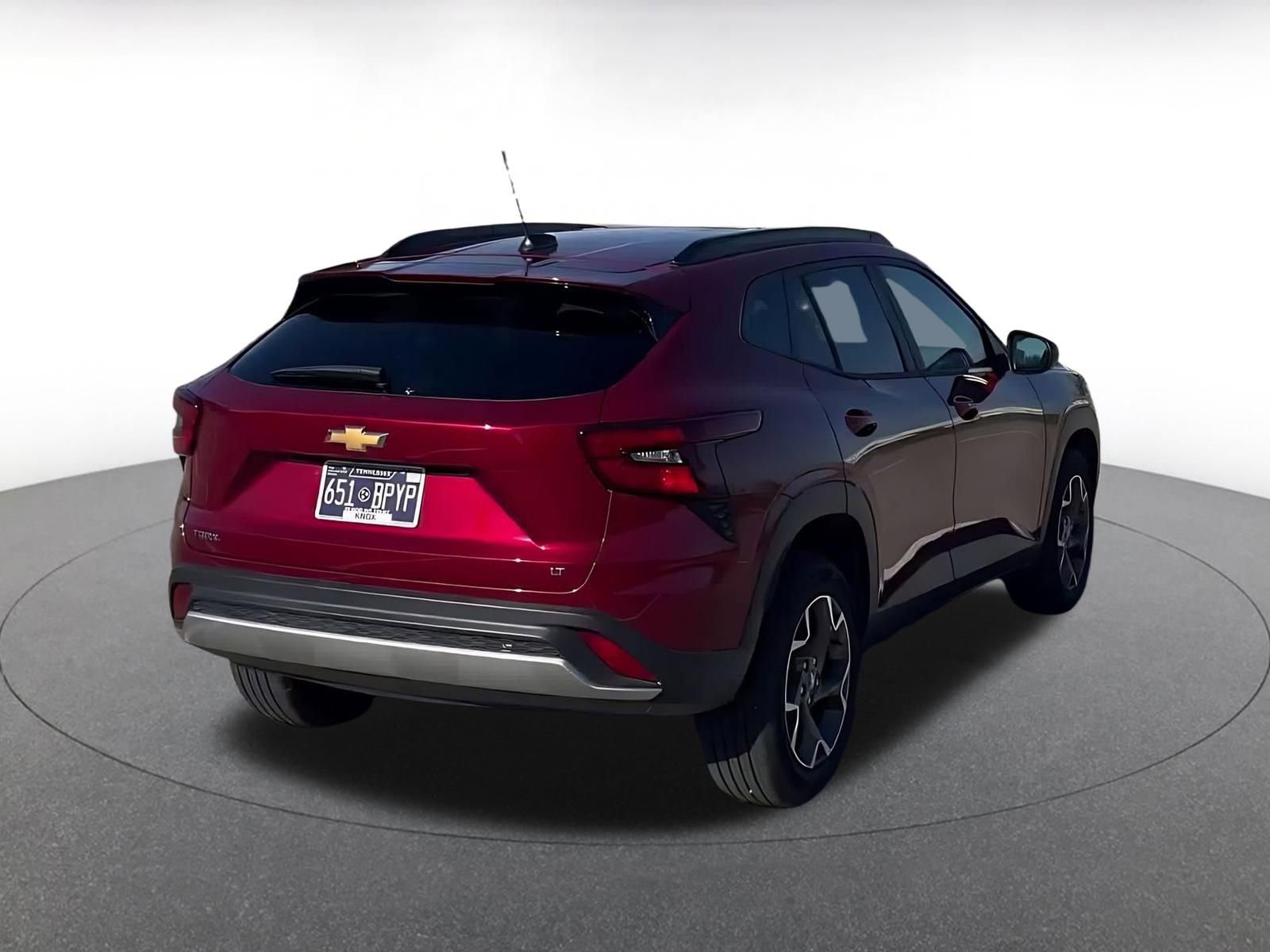 Used 2025 Chevrolet Trax LT w/ LT Convenience Package image 14