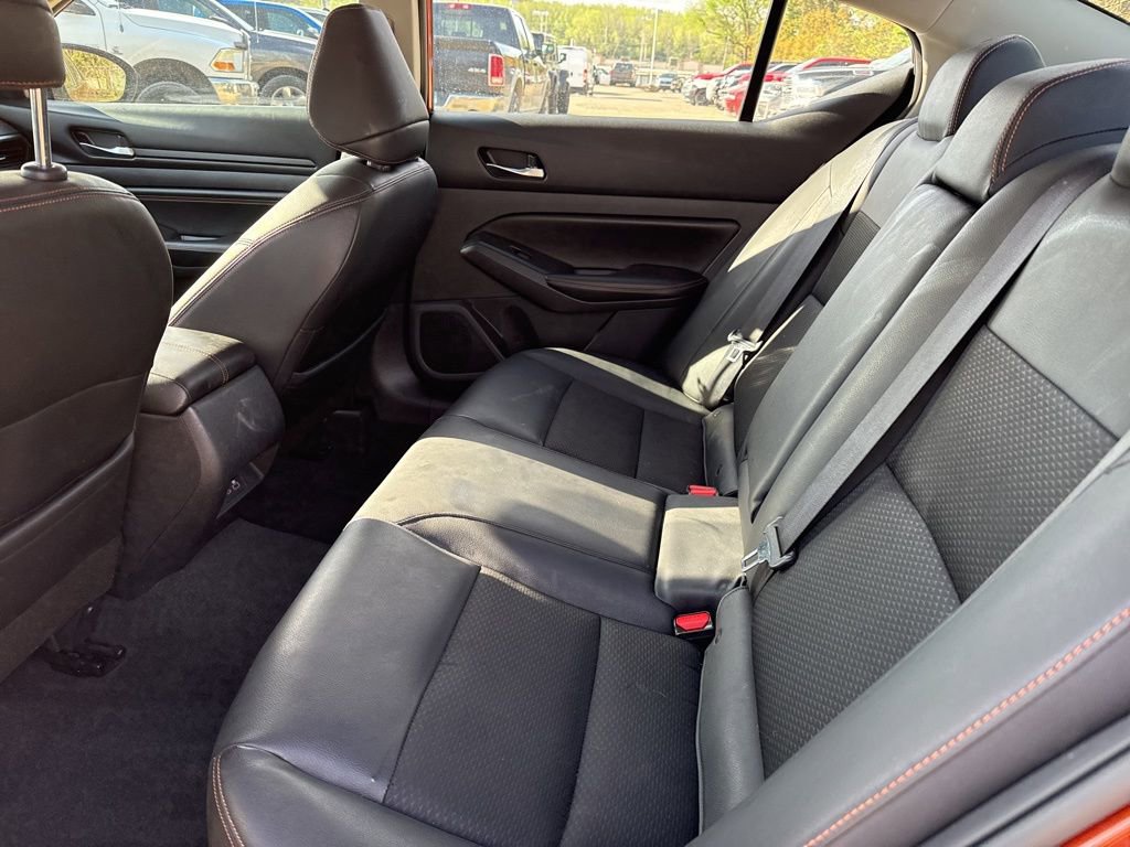 Used 2021 Nissan Altima 2.5 SR image 9