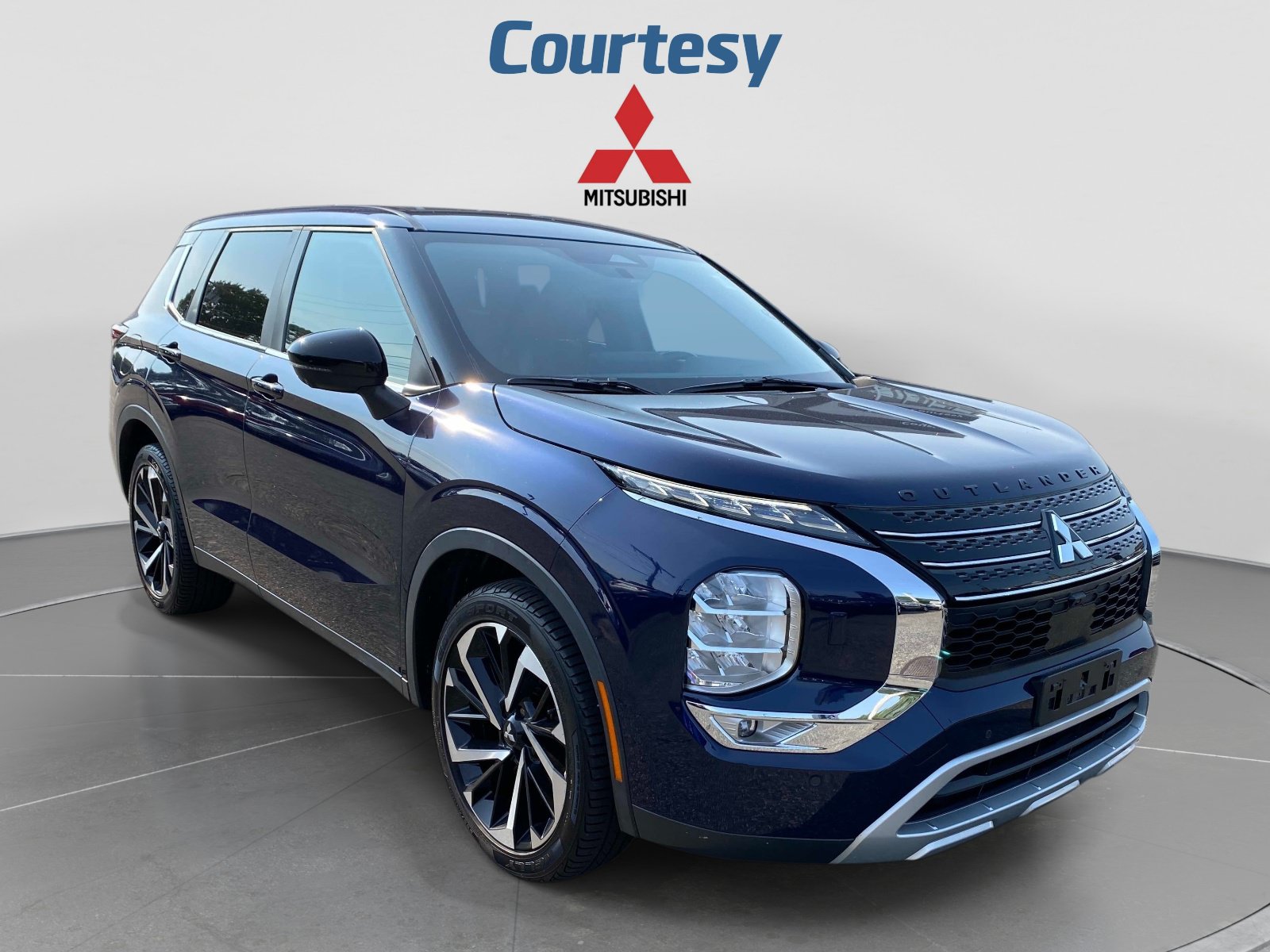 Used 2022 Mitsubishi Outlander SE AWD/4WD image 8