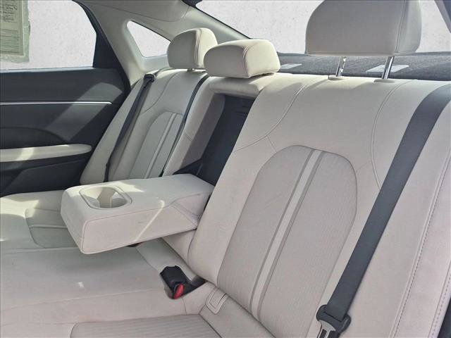 Used 2025 Hyundai Sonata SEL FWD image 29