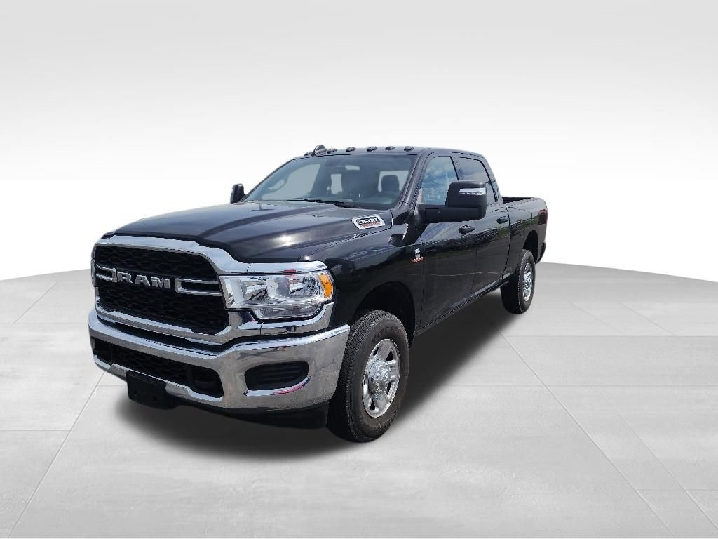 Used 2024 RAM 3500 Tradesman w/ Chrome Appearance Group AWD/4WD image 2