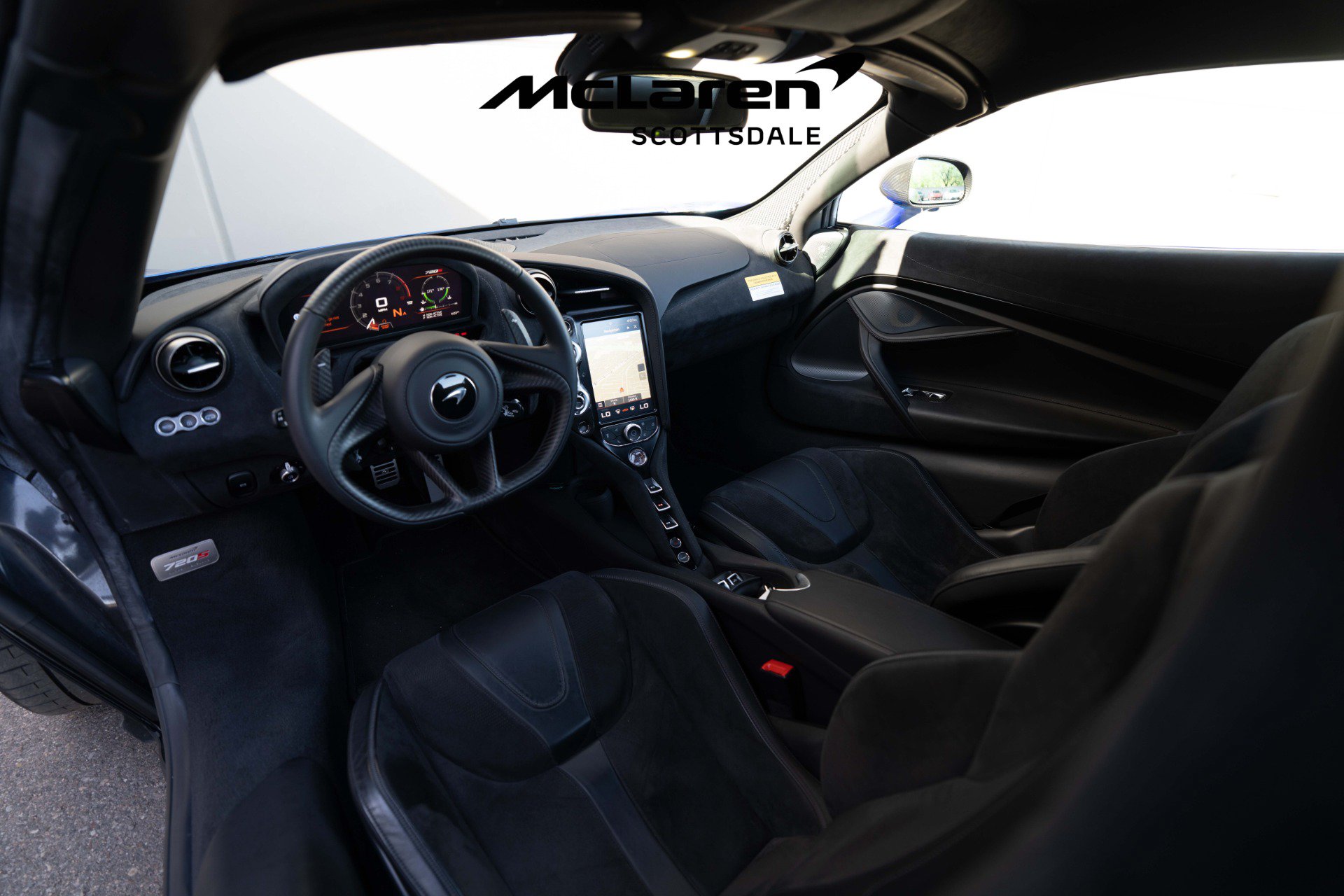 Used 2022 McLaren 720S Luxury RWD image 13