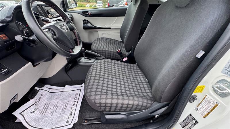 Used 2012 Scion iQ w/ Rear Speaker Pkg FWD image 31