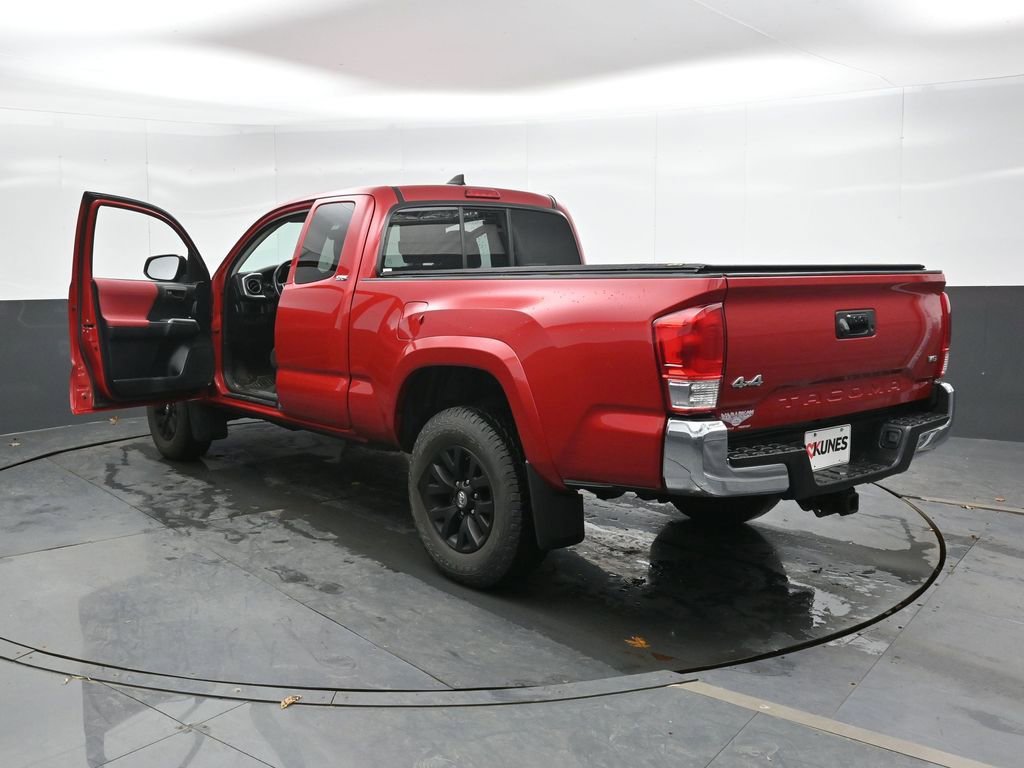 Used 2016 Toyota Tacoma SR5 w/ SR5 Appearance Package (SN) AWD/4WD image 37