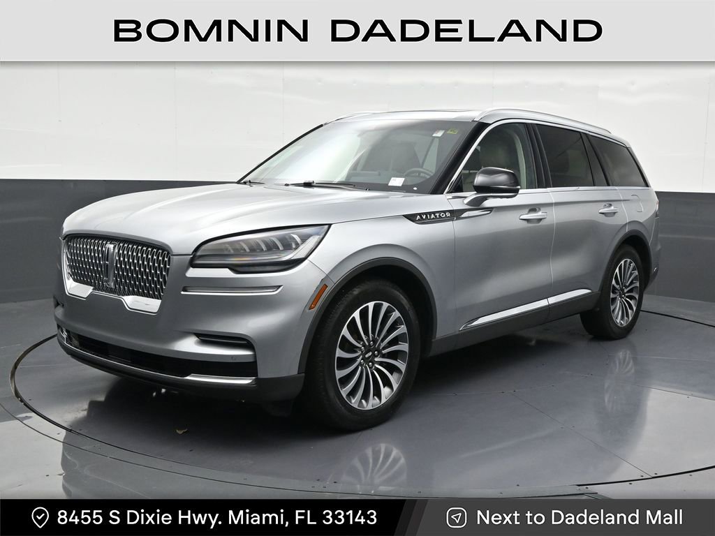 Used 2023 Lincoln Aviator Reserve image 1