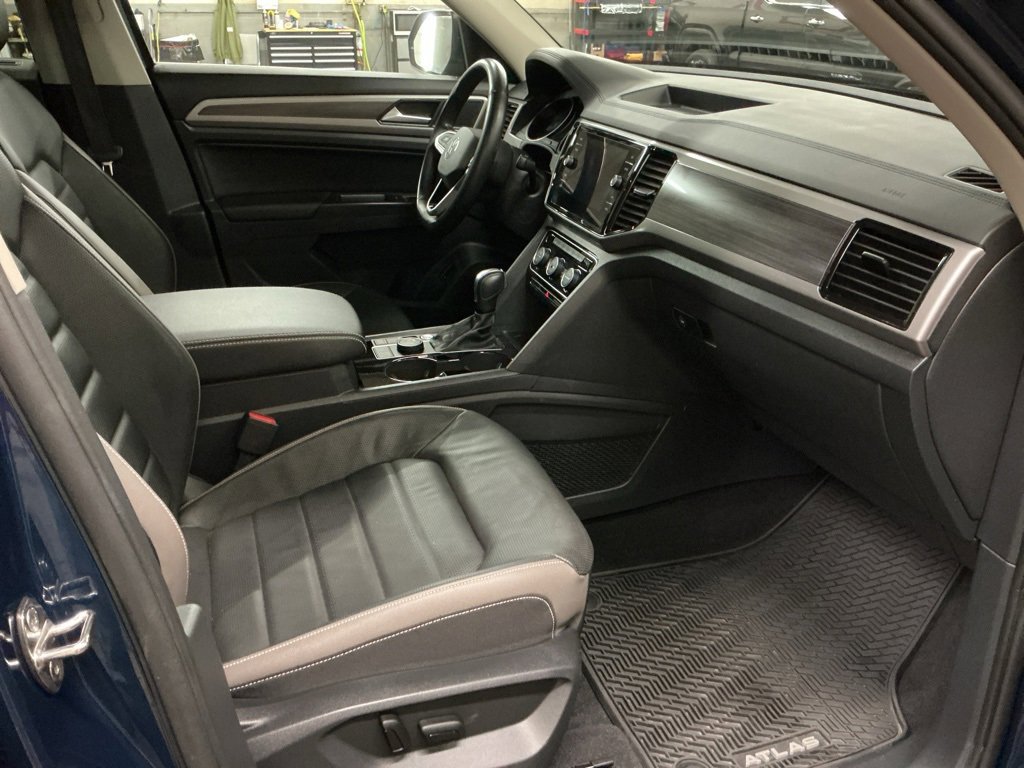 Used 2021 Volkswagen Atlas SEL image 30